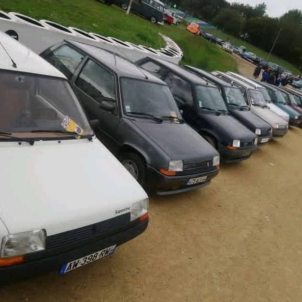 Buenas a todos/as,

El mundo de los coches este
